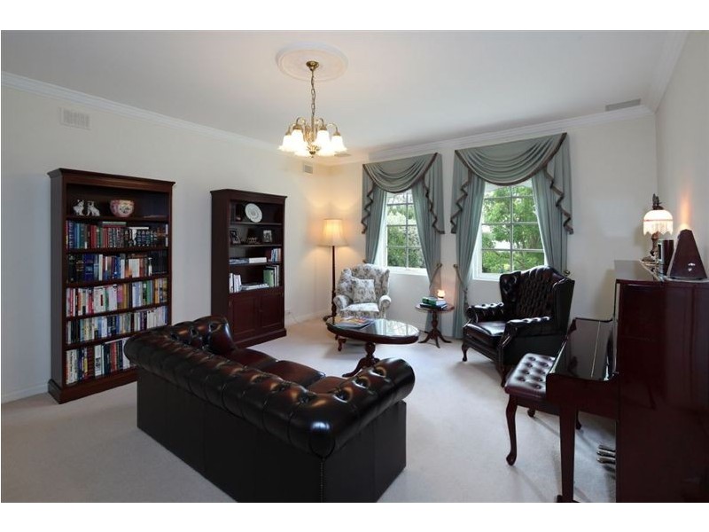 8 Clearview Street, Beaumont SA 5066