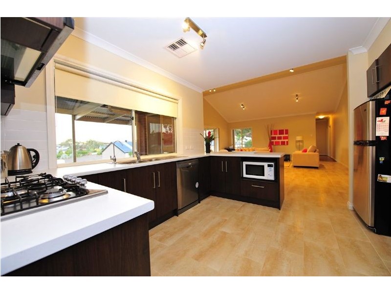 25 Claret Ash Drive, Mount Barker SA 5251