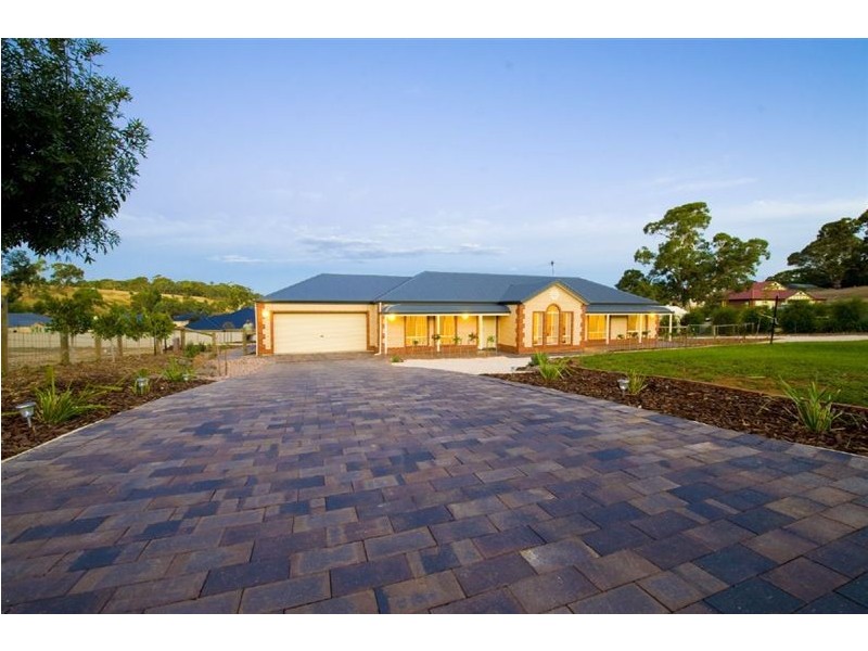 25 Claret Ash Drive, Mount Barker SA 5251