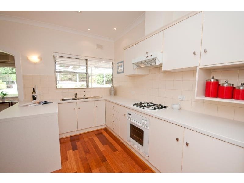 26 Sturt Place, Beaumont SA 5066