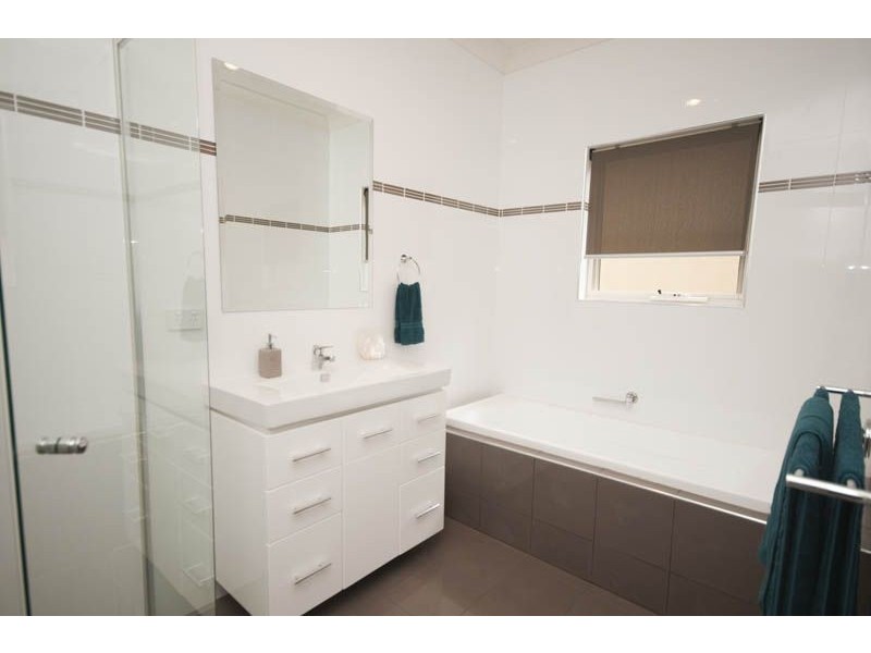 5A Davis Street, Woodville South SA 5011