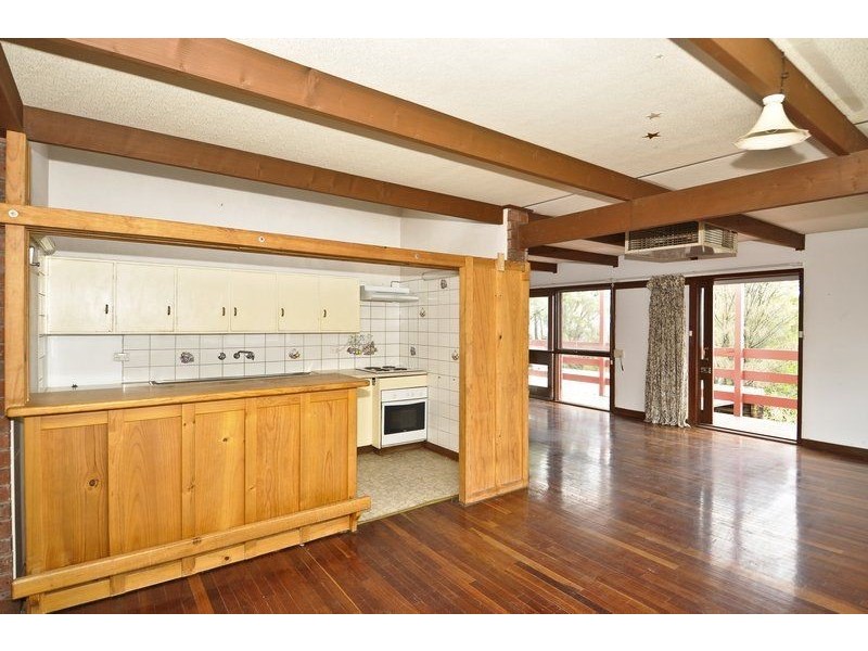 6 Marine Parade, Marino SA 5049