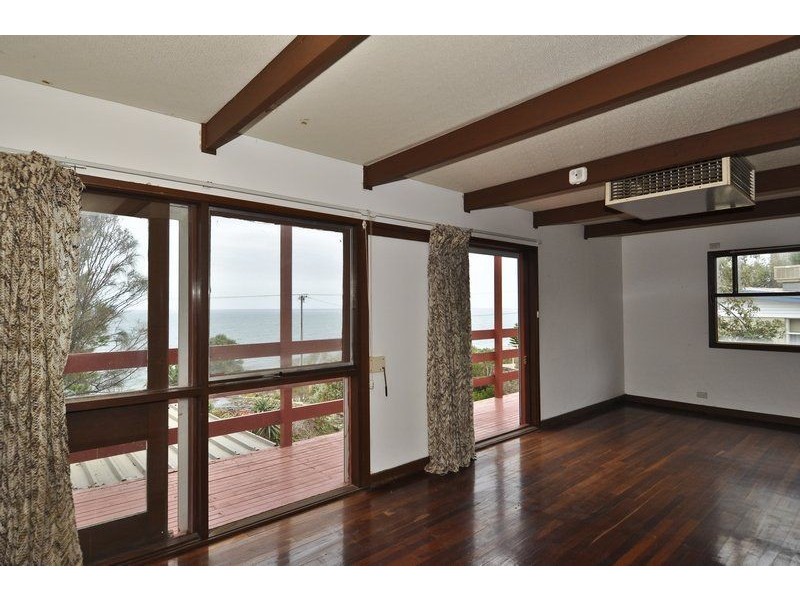 6 Marine Parade, Marino SA 5049