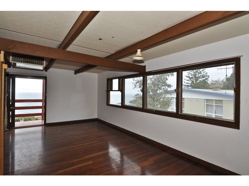 6 Marine Parade, Marino SA 5049