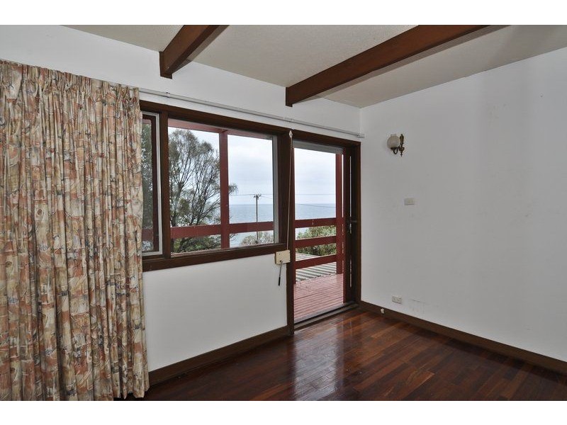 6 Marine Parade, Marino SA 5049