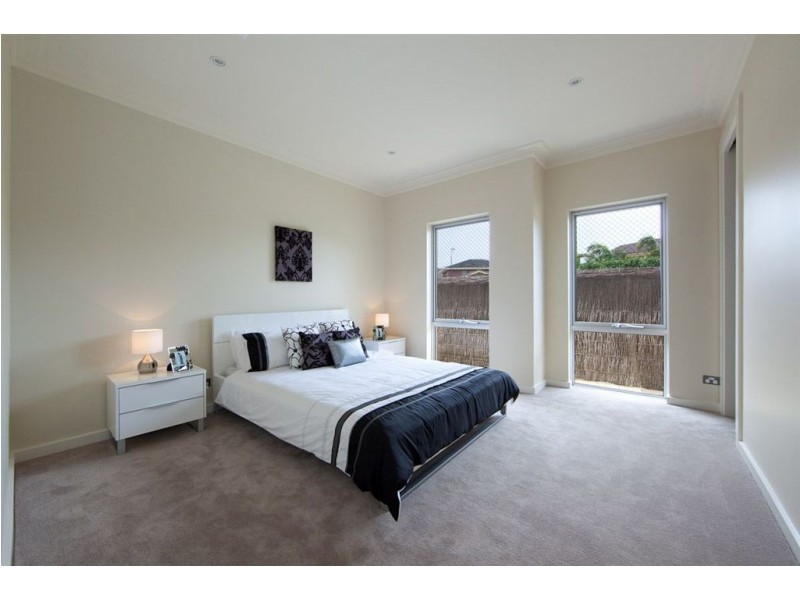 55 McDonald Grove, West Lakes SA 5021