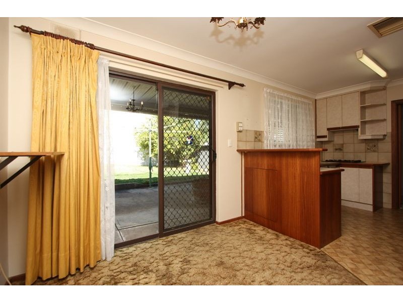 13 Gollop Crescent, Redwood Park SA 5097