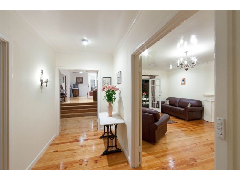 4 Coreega Avenue, Springfield SA 5062