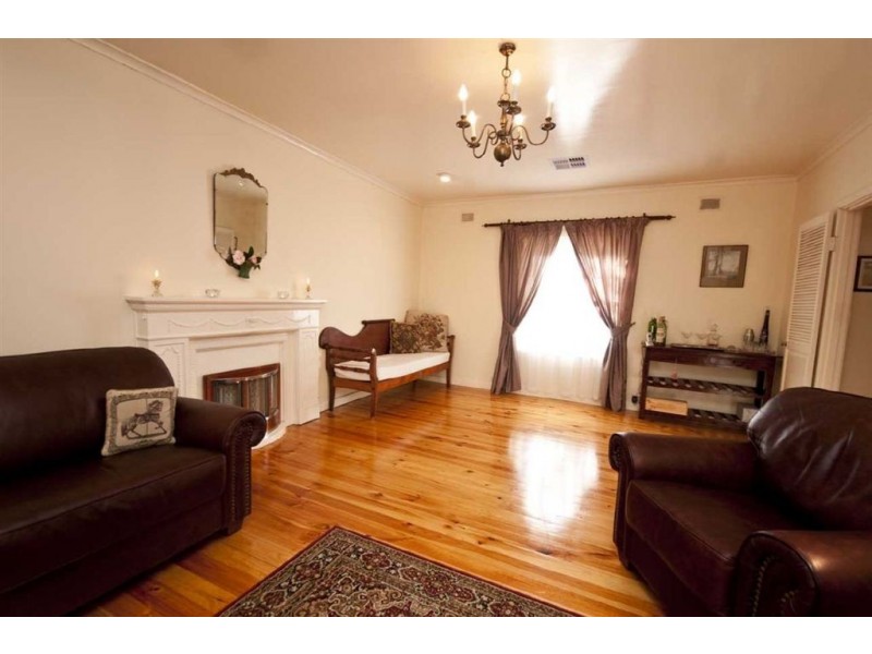 4 Coreega Avenue, Springfield SA 5062