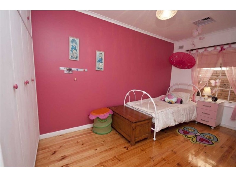 4 Coreega Avenue, Springfield SA 5062