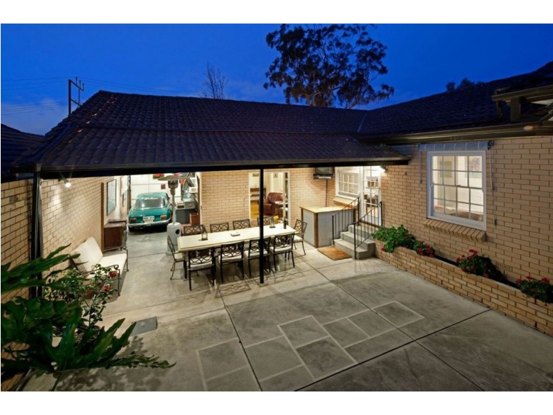 4 Coreega Avenue, Springfield SA 5062