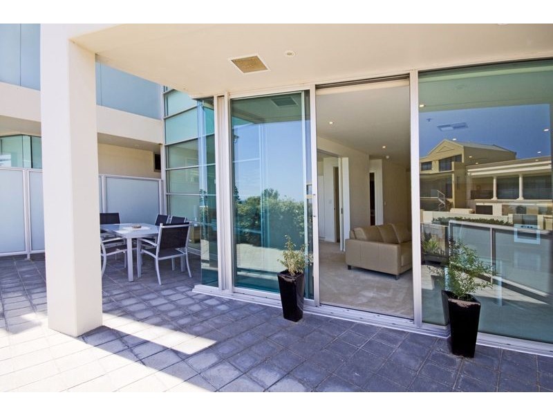 3/1 North Esplanade, Glenelg North SA 5045