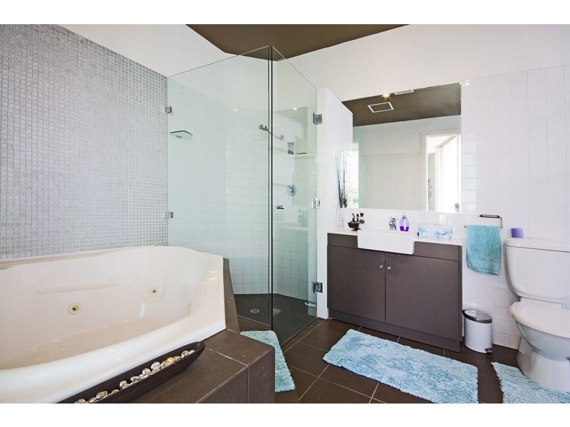 4/1 North Esplanade, Glenelg North SA 5045