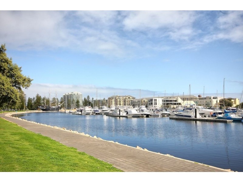 13/12-14 Adelphi Terrace, Glenelg North SA 5045