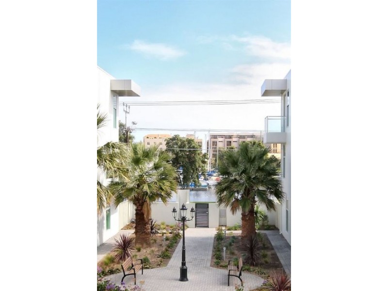 13/12-14 Adelphi Terrace, Glenelg North SA 5045