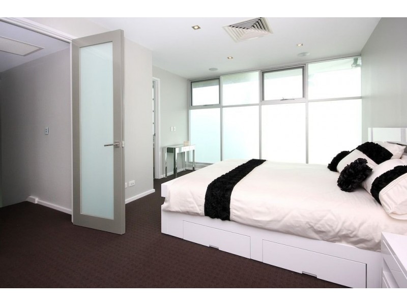 13/12-14 Adelphi Terrace, Glenelg North SA 5045