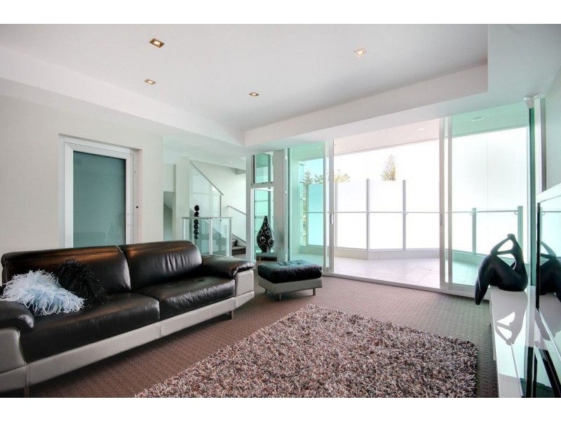 13/12-14 Adelphi Terrace, Glenelg North SA 5045