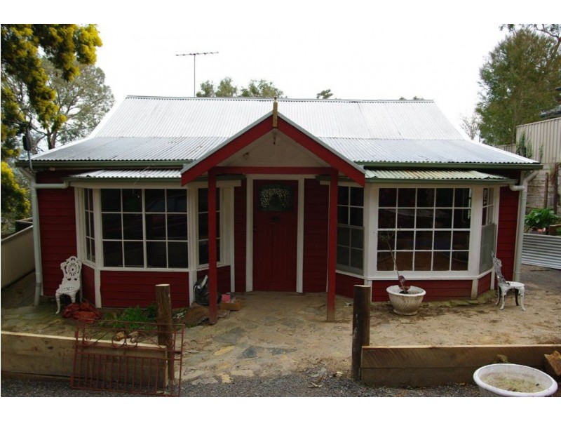 8 Oratava Avenue, Bridgewater SA 5155
