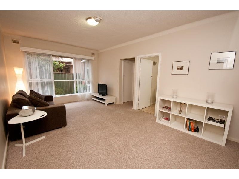 2/14 Byron Street, Glenelg SA 5045