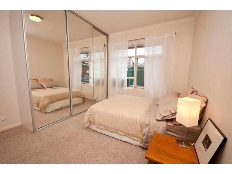 2/14 Byron Street, Glenelg SA 5045