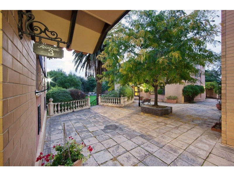 27 Trevelyan Street, Wayville SA 5034