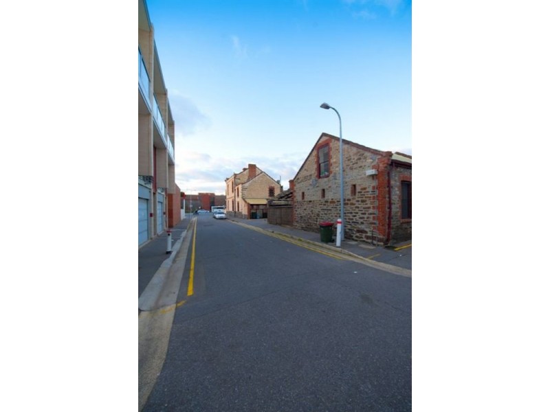 19 Queens Court, Adelaide SA 5000