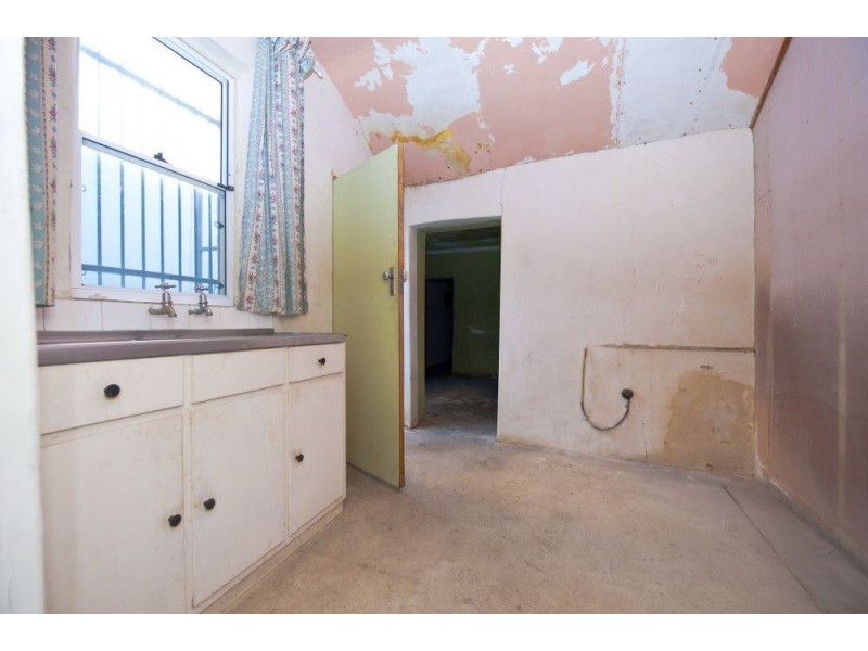 19 Queens Court, Adelaide SA 5000