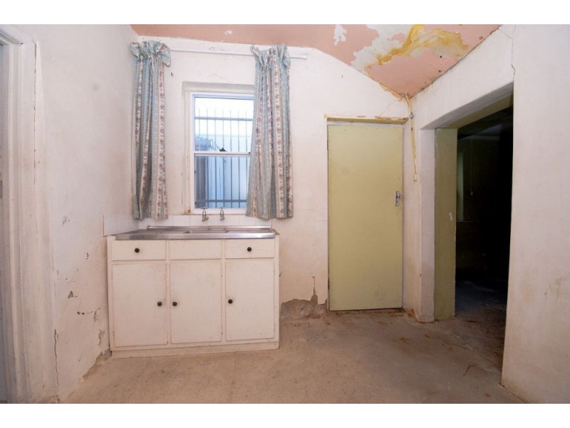 19 Queens Court, Adelaide SA 5000