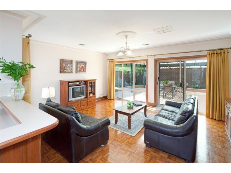 15 Coolibah Avenue, Kensington Gardens SA 5068