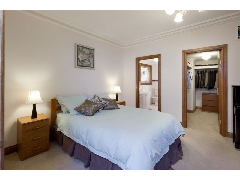 15 Coolibah Avenue, Kensington Gardens SA 5068