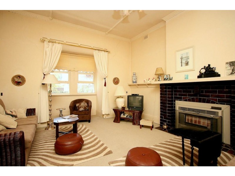 22 Broadway, Glenelg South SA 5045