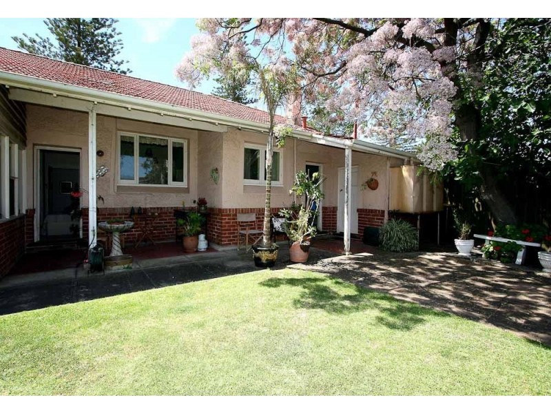 22 Broadway, Glenelg South SA 5045