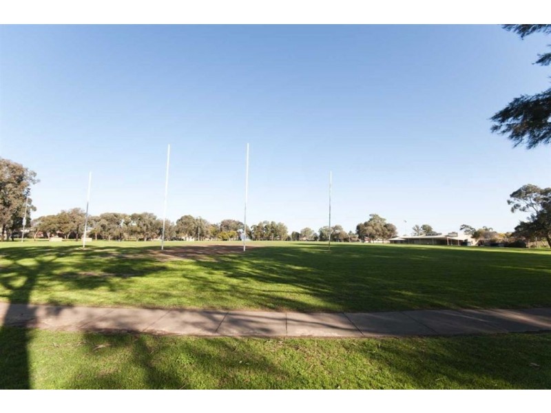 15 Bolton Avenue, Devon Park SA 5008