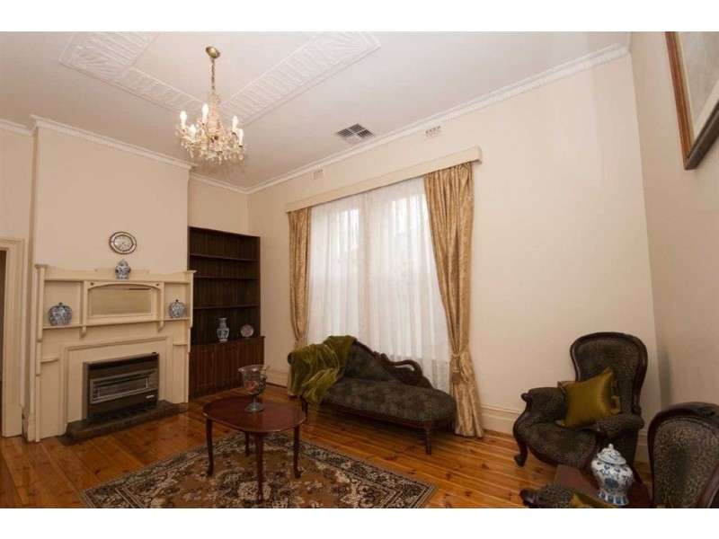 31 Harrow Terrace, Kingswood SA 5062