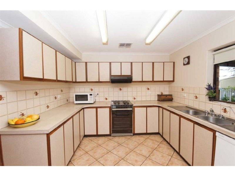 31 Harrow Terrace, Kingswood SA 5062
