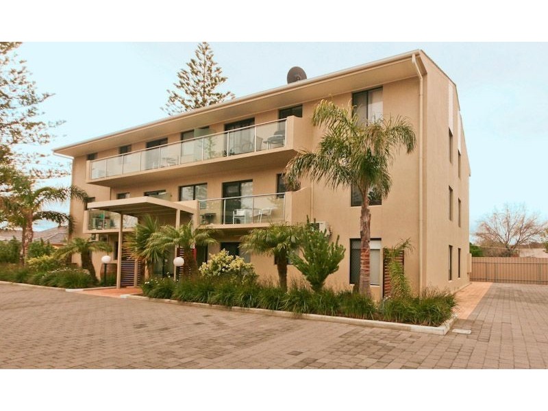 3/18 Broadway, Glenelg South SA 5045