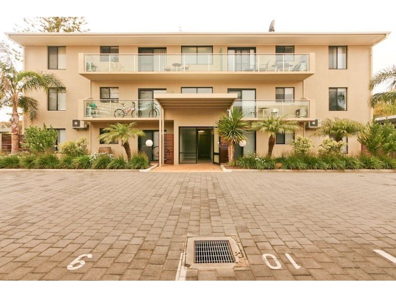 3/18 Broadway, Glenelg South SA 5045