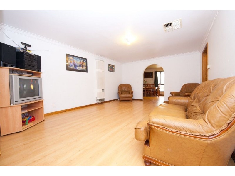 1B Berry Avenue, Newton SA 5074