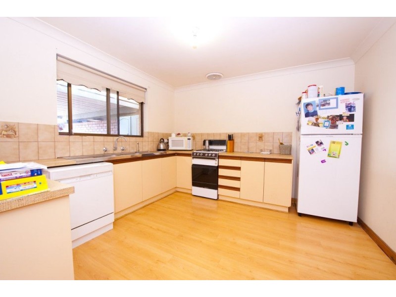 1B Berry Avenue, Newton SA 5074
