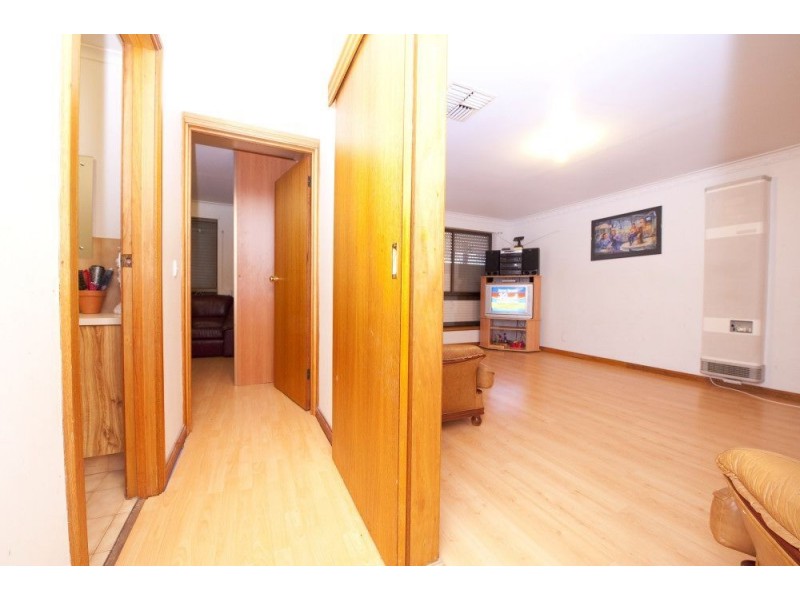 1B Berry Avenue, Newton SA 5074