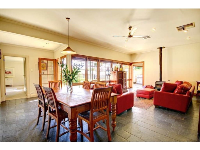 21 Leane Avenue, Glenelg North SA 5045