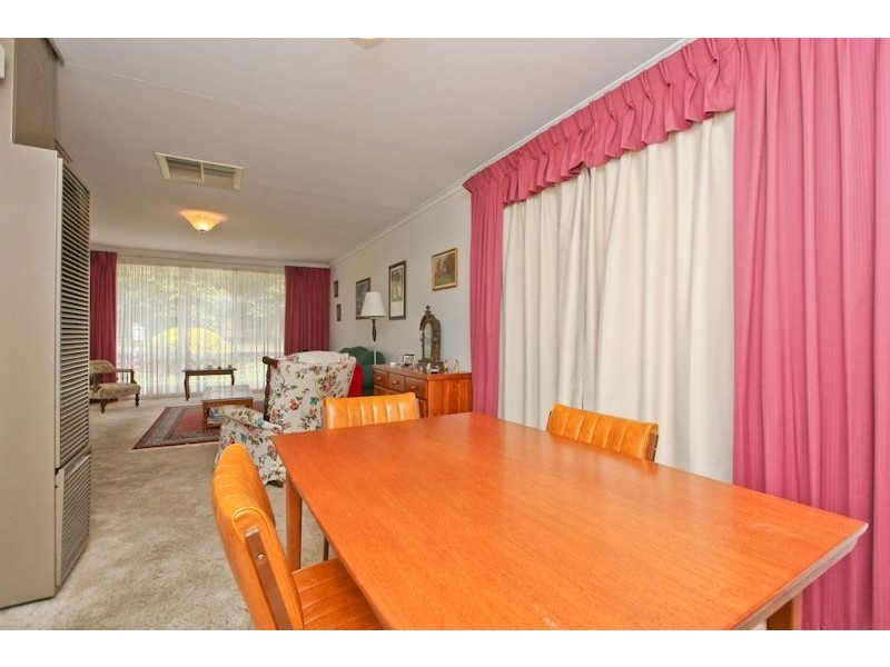 9 Radford Street, Happy Valley SA 5159