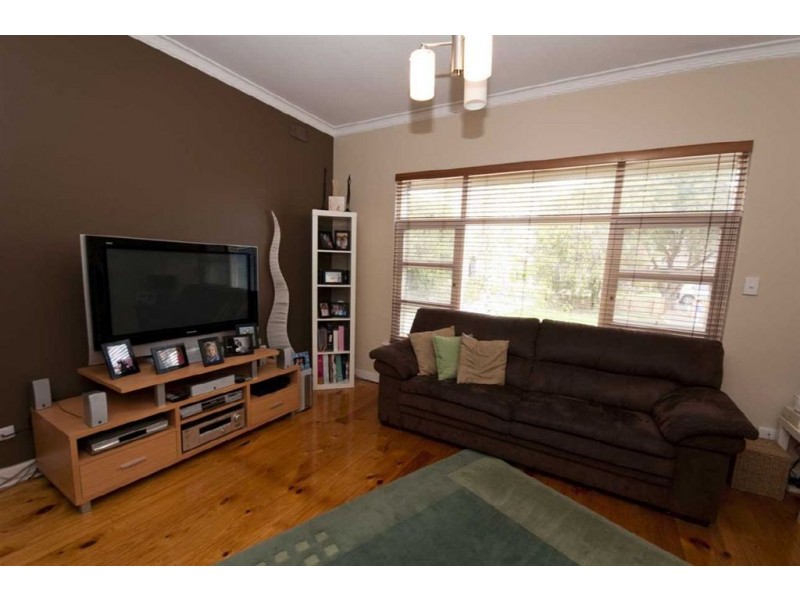 40 Robert Avenue, Broadview SA 5083