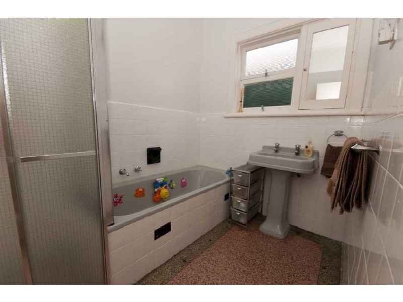 40 Robert Avenue, Broadview SA 5083