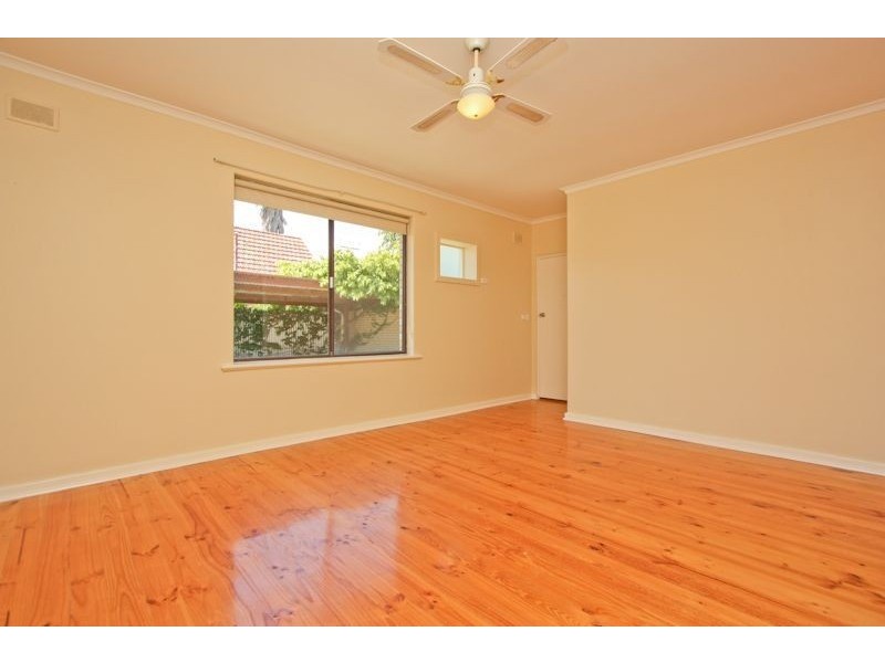 1/49 Glengyle Terrace, Glandore SA 5037