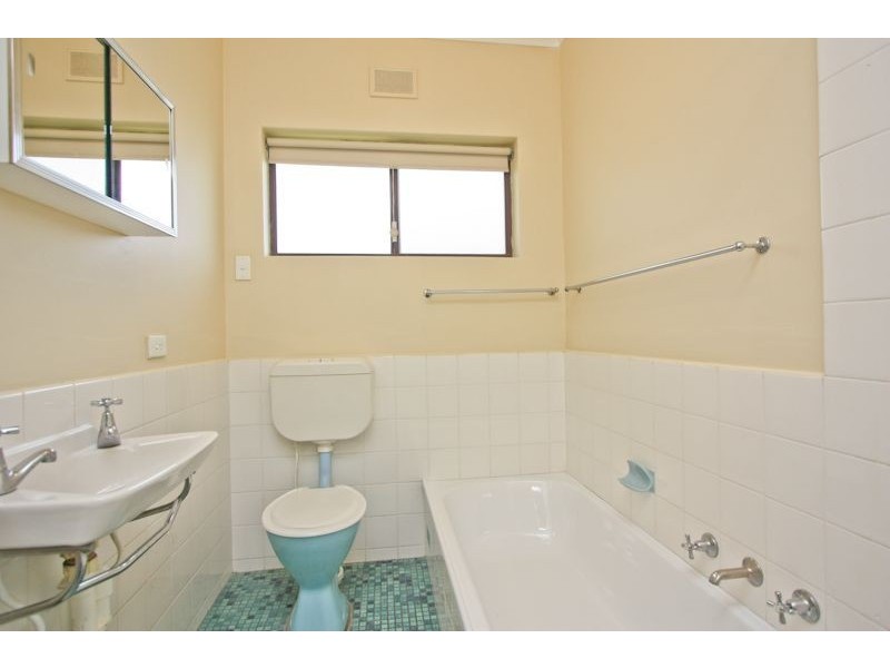 1/49 Glengyle Terrace, Glandore SA 5037