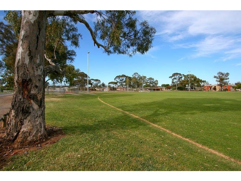 27 Westralia Street, Greenacres SA 5086