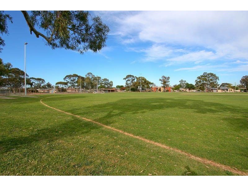 27 Westralia Street, Greenacres SA 5086