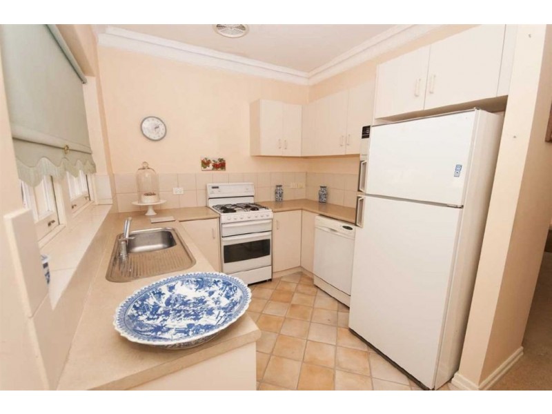 2/34 Montrose Avenue, Netherby SA 5062