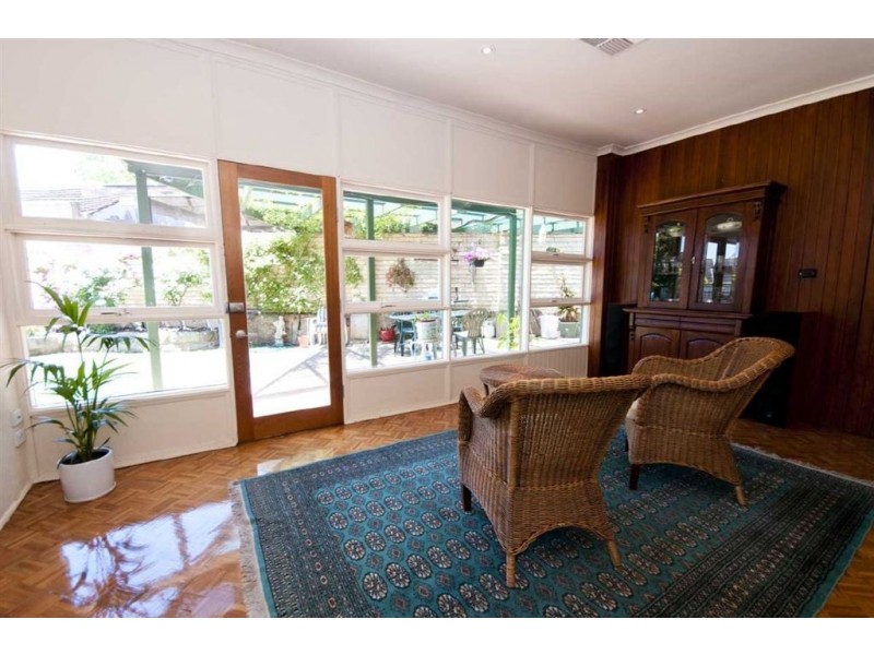 15 Rodda Road, Myrtle Bank SA 5064